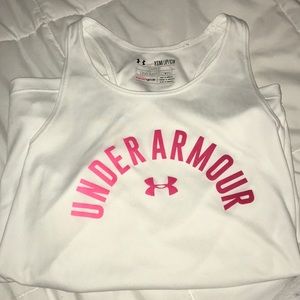 white under armour tshirt